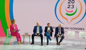 Prezes klubu AQUILA, Andrzej Kramarczyk, na II Europejskiej Konferencji Sportu i Turystyki.